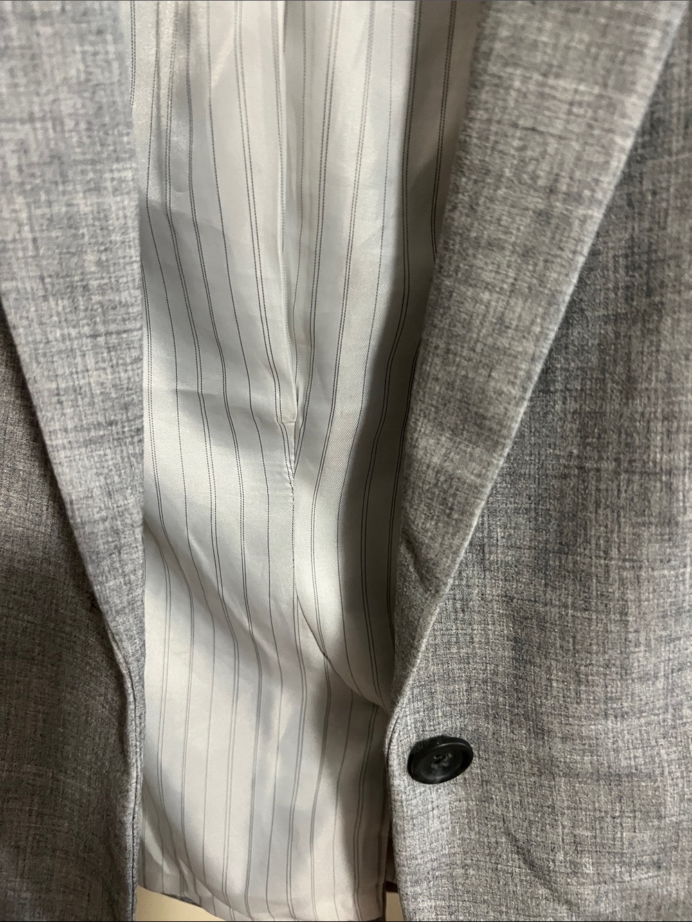 Banana Republic Light Gray Blazer - Picture 3 of 3